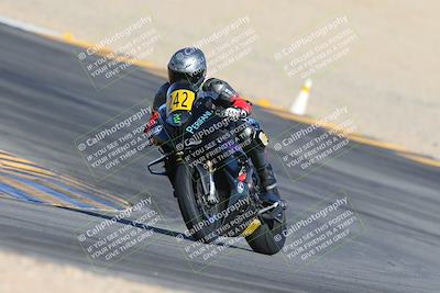 media/Nov-15-2024-CVMA Friday Practice (Fri) [[b142d29251]]/4-Group 4 and Trackday/Session 2 (Turn 10)/